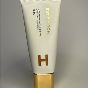 Hourglass Veil Hydrating Skin Tint - Shade 13 - Brand New
